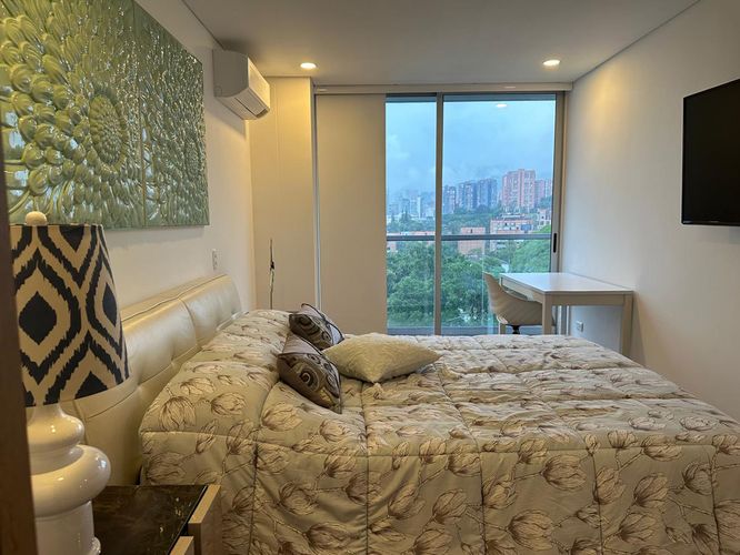 Apartamento de 2 alcobas en arriendo en El Diamante No.2, Medellín, 79 m² · foto 7 de 10