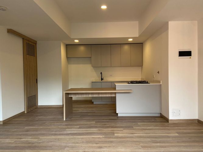 Apartamento de 1 alcoba en arriendo en Restrepo Naranjo, Sabaneta, 61 m² · foto 5 de 13