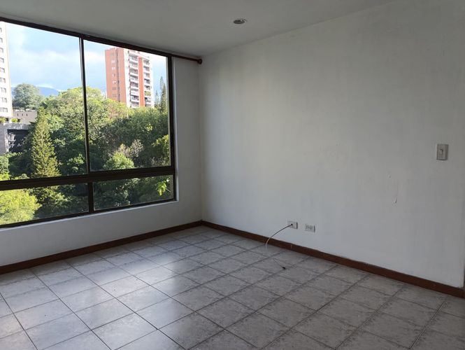 Apartamento de 2 alcobas en arriendo en El Diamante No.2, Medellín, 80 m² · foto 4 de 12