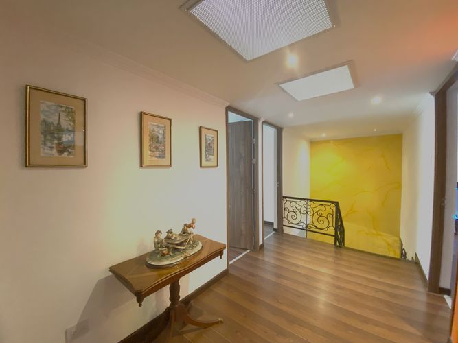 Casa de 8 alcobas en venta en Nicolas De Federman, Bogotá, 393 m² · foto 9 de 23