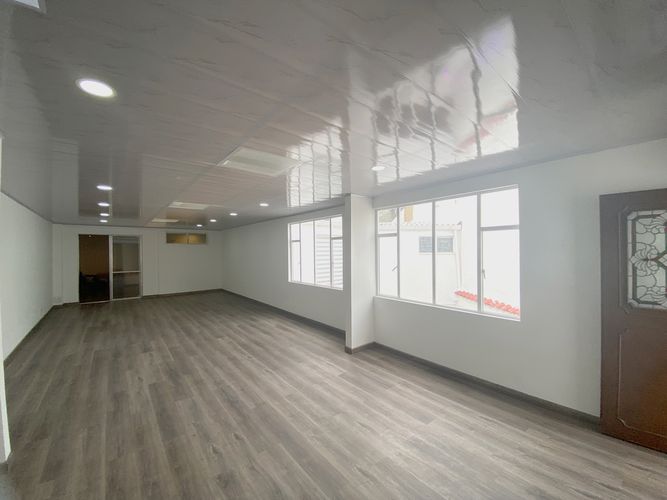 Casa de 8 alcobas en venta en Nicolas De Federman, Bogotá, 393 m² · foto 17 de 23