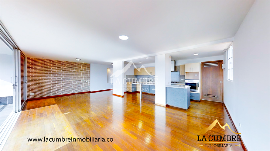 Apartamento de 3 alcobas en arriendo en La Calera, Medellín, 170 m² · foto 3 de 15