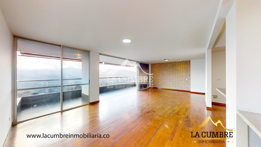 Apartamento de 3 alcobas en arriendo en La Calera, Medellín, 170 m² · foto 4 de 15