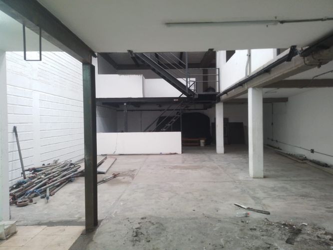 Bodega en arriendo en El Poblado, Medellín, 417 m² · foto 6 de 18