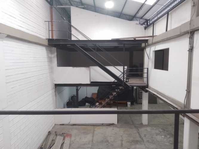 Bodega en arriendo en El Poblado, Medellín, 417 m² · foto 8 de 18
