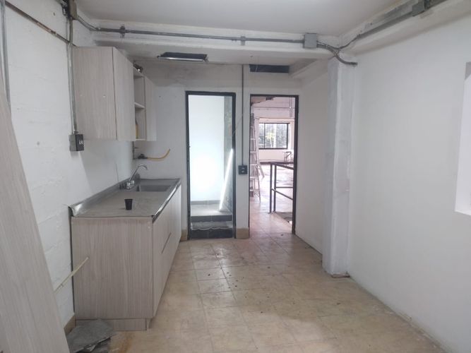 Bodega en arriendo en El Poblado, Medellín, 417 m² · foto 9 de 18