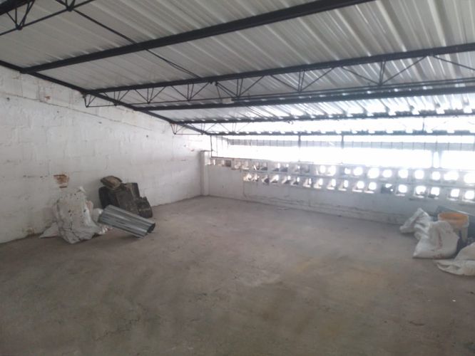 Bodega en arriendo en El Poblado, Medellín, 417 m² · foto 10 de 18