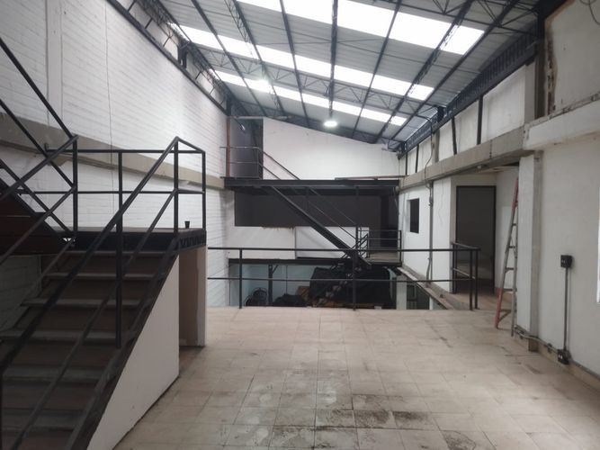 Bodega en arriendo en El Poblado, Medellín, 417 m² · foto 16 de 18