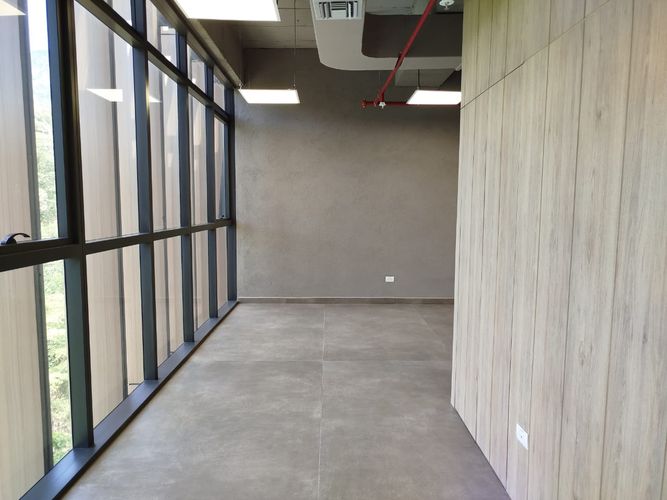 Oficina en arriendo en Altos Del Poblado, Medellín, 90 m² · foto 15 de 19