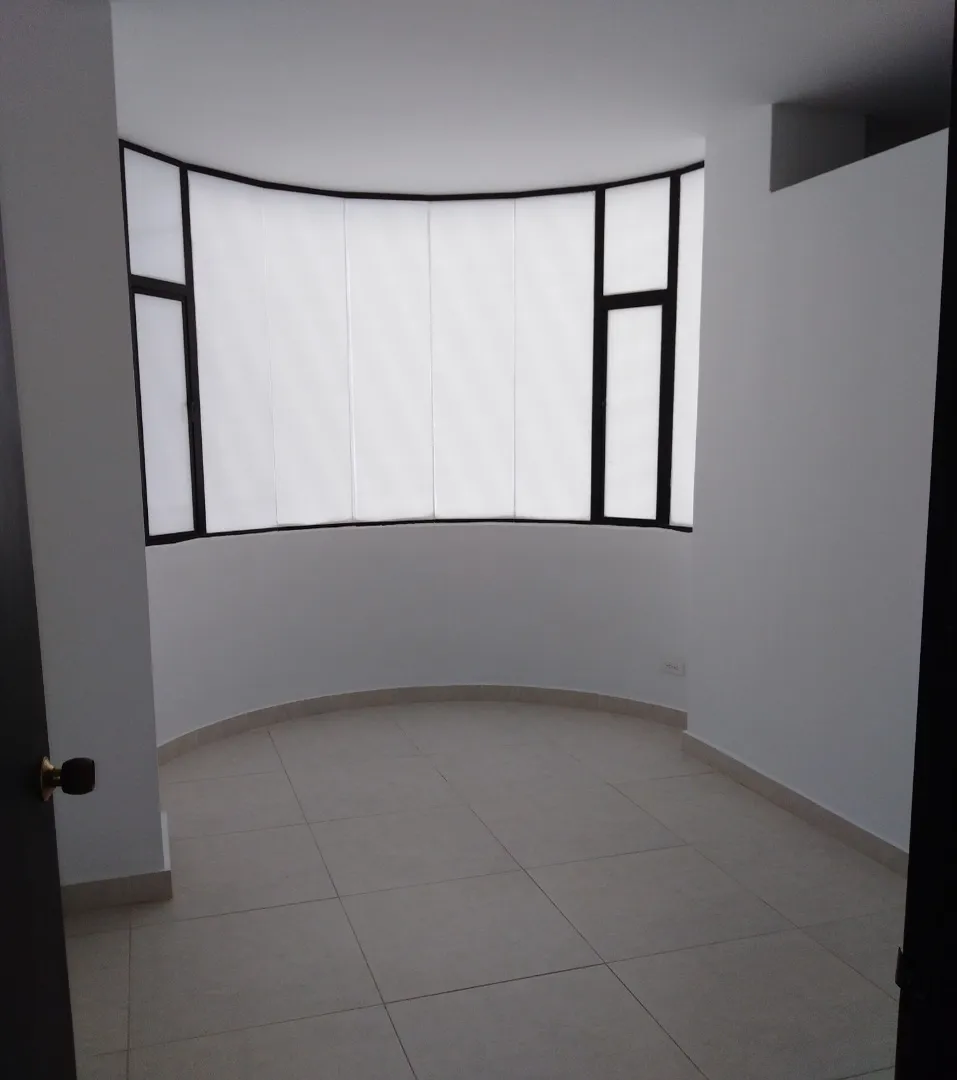 Edificio en arriendo en Popular, Cúcuta - Miniatura 28