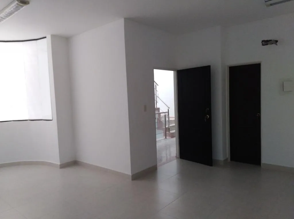 Edificio en arriendo en Popular, Cúcuta - Miniatura 7