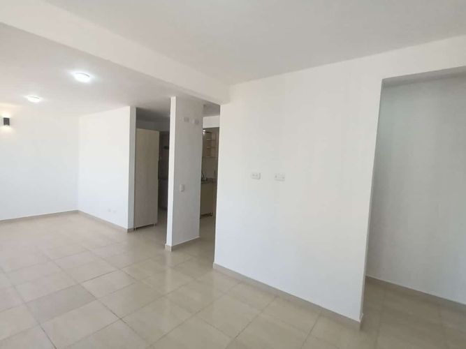 Apartamento de 2 alcobas en venta en Las Mercedes, Jamundí, 68 m² · foto 8 de 15