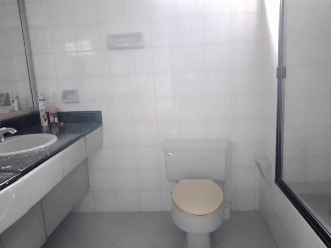 Local en arriendo en Los Balsos, Medellín, 383 m² · foto 11 de 12