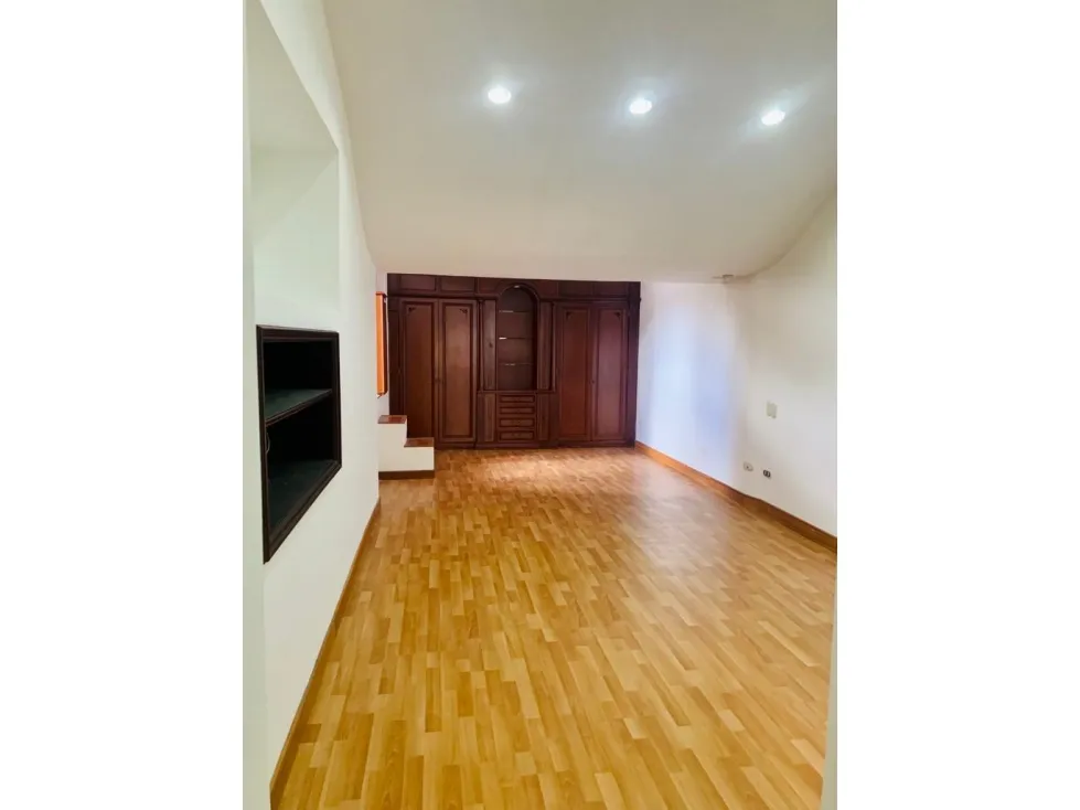 Casa en venta en Santa Ana Oriental, Bogotá · foto 7 de 8