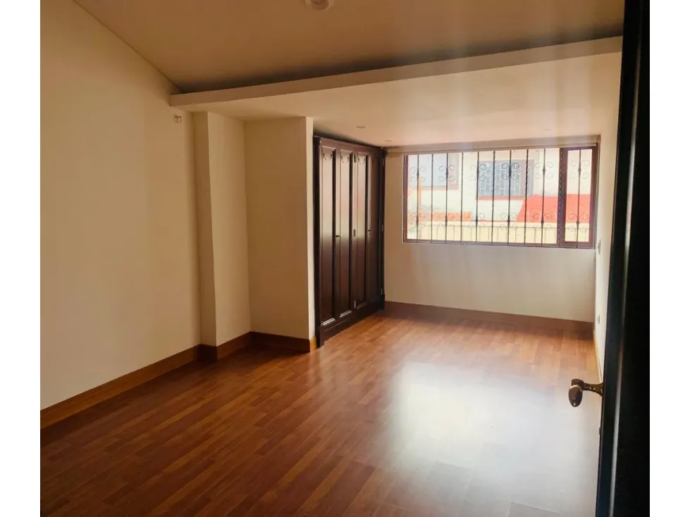 Casa en venta en Santa Ana Oriental, Bogotá · foto 6 de 8
