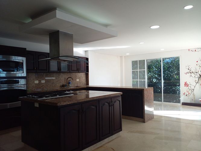 Casa de 4 alcobas en venta en Loma Del Escobero, Envigado, 500 m² · foto 8 de 20