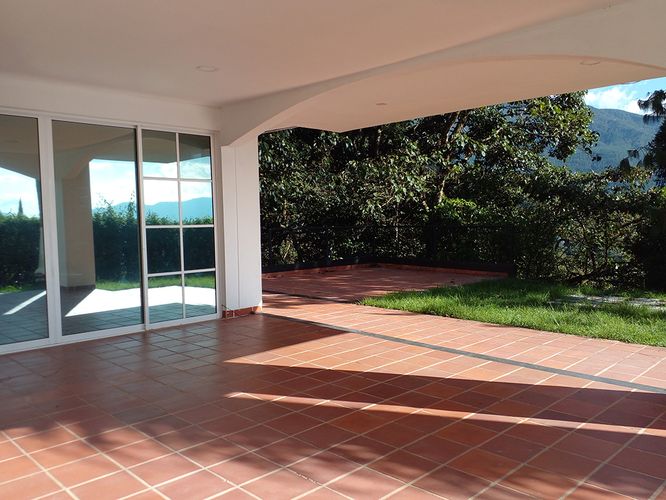 Casa de 4 alcobas en venta en Loma Del Escobero, Envigado, 500 m² · foto 14 de 20