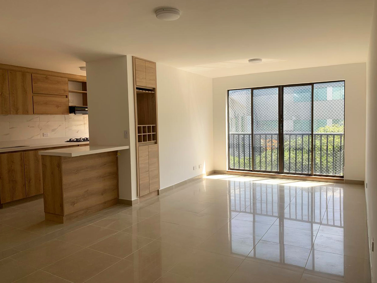3BR Apartment in Provenza (103 m²)