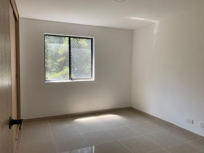 Apartamento de 3 alcobas en arriendo en Las Lomas, Medellín, 103 m² · foto 10 de 14
