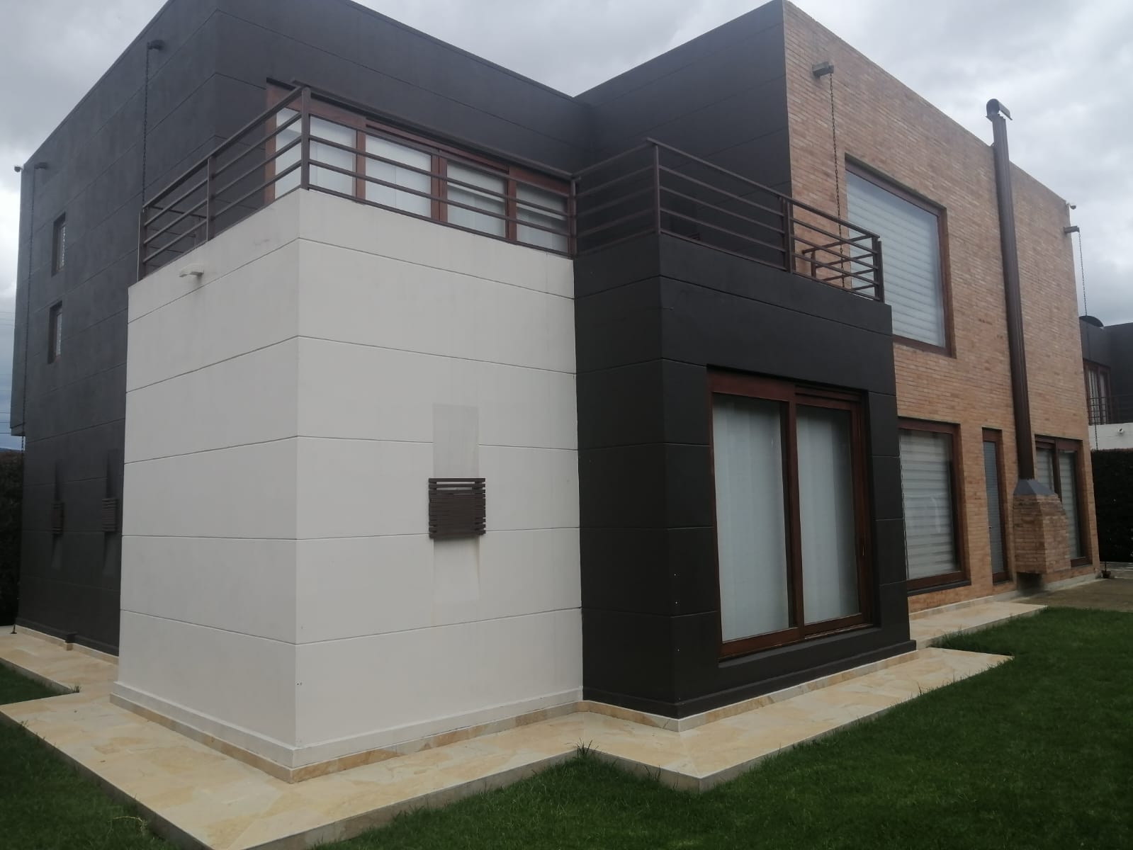 Casa en arriendo en Canelon Centro, Cajicá · foto 2 de 16