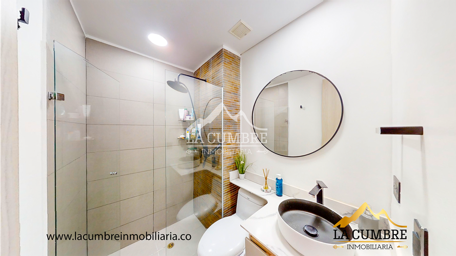Apartamento de 4 alcobas en arriendo en La Florida, Medellín, 240 m² · foto 11 de 15