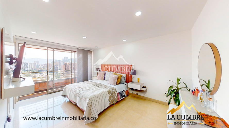 Apartamento de 4 alcobas en arriendo en La Florida, Medellín, 240 m² · foto 12 de 15