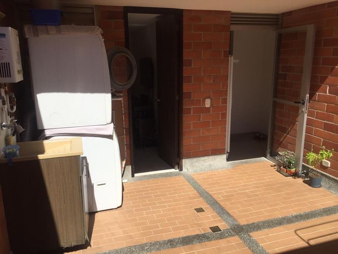 Apartamento de 3 alcobas en venta en San Jose, Sabaneta, 89 m² · foto 4 de 24