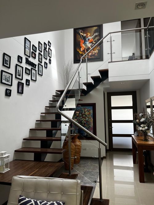 Casa de 3 alcobas en venta en Loma Del Chocho, Envigado, 192 m² · foto 6 de 9