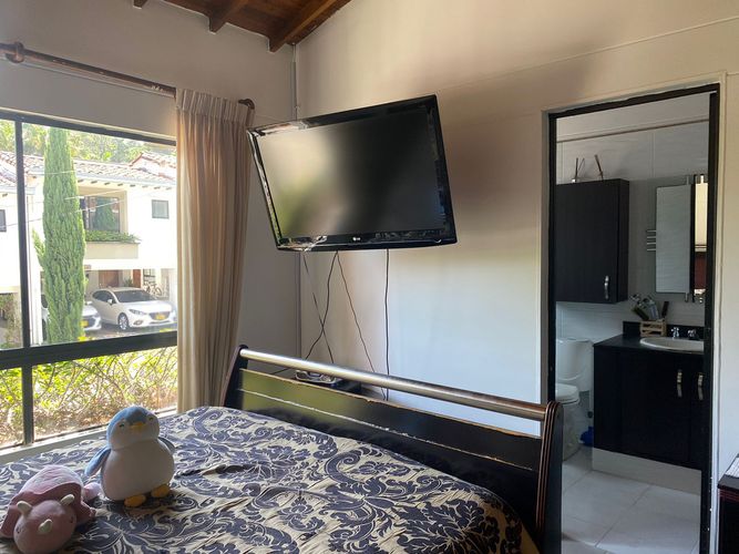 Casa de 3 alcobas en venta en Las Brujas, Envigado, 170 m² · foto 12 de 19
