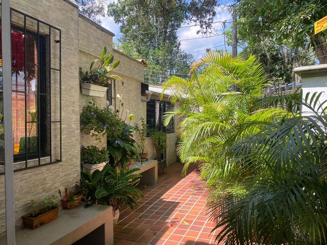 Casa de 3 alcobas en venta en Las Brujas, Envigado, 170 m² · foto 19 de 19