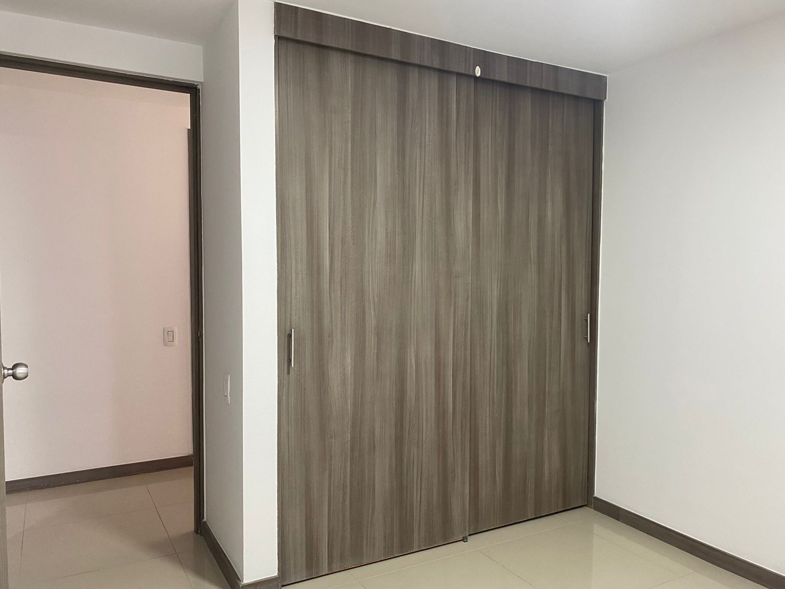Apartamento en venta en Loma Del Esmeraldal, Envigado · foto 10 de 15