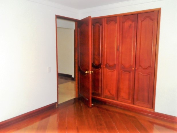 Apartamento en arriendo en Vizcaya, Medellín · foto 8 de 13