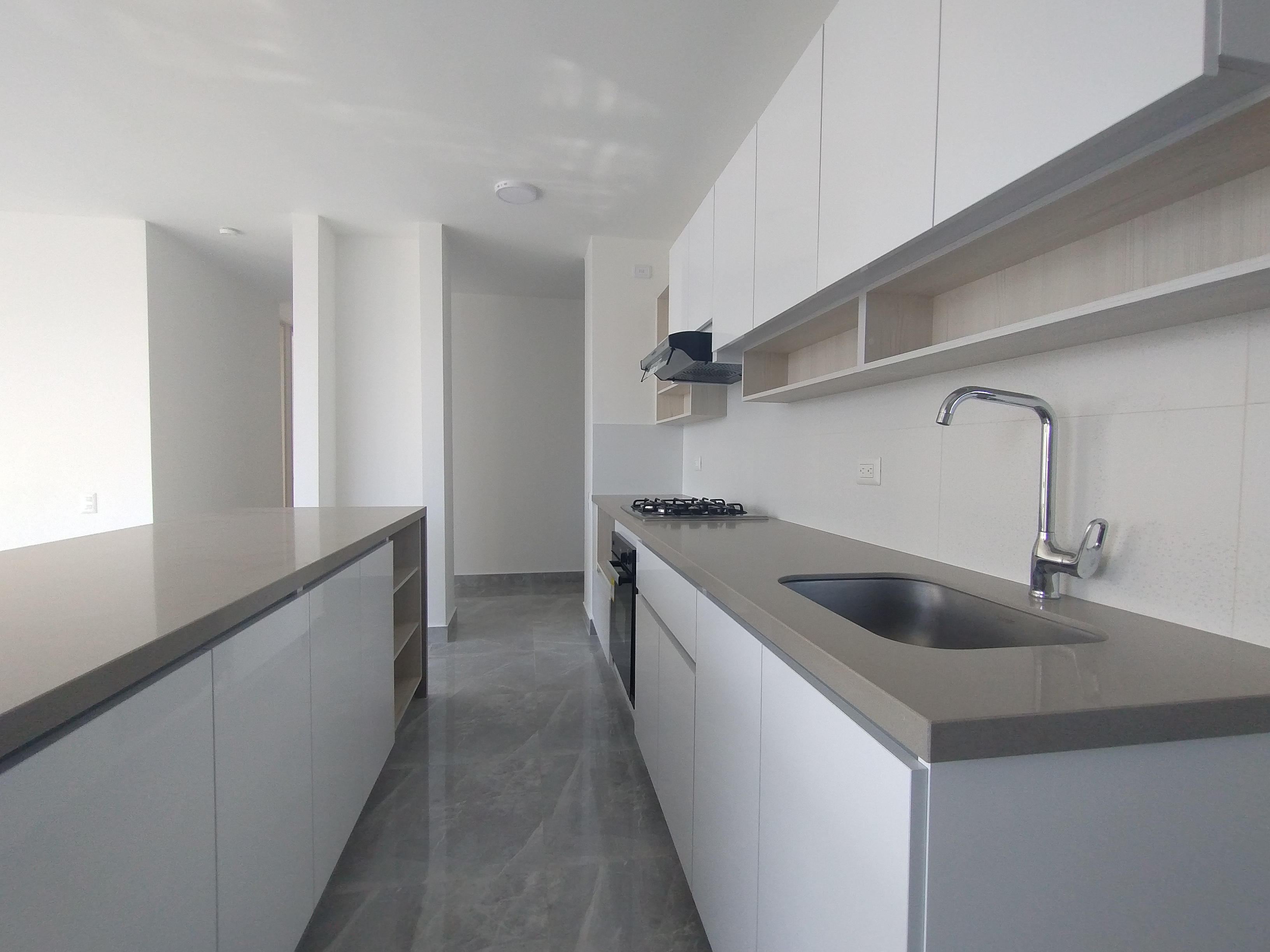 Apartamento en venta en Cr.La Castellana, Barranquilla · foto 4 de 16