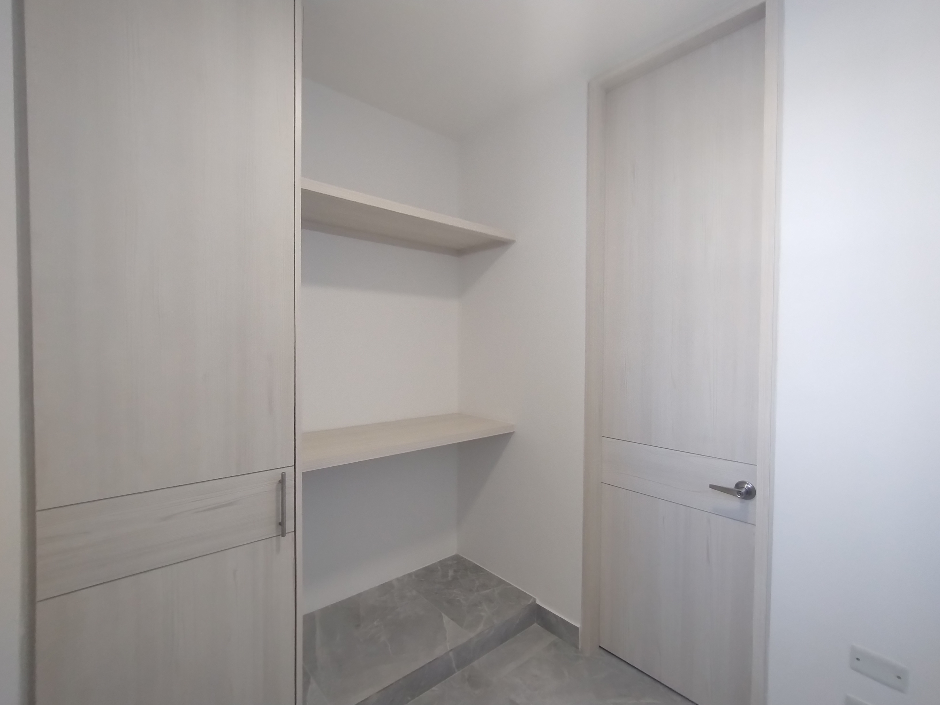 Apartamento en venta en Cr.La Castellana, Barranquilla · foto 11 de 16