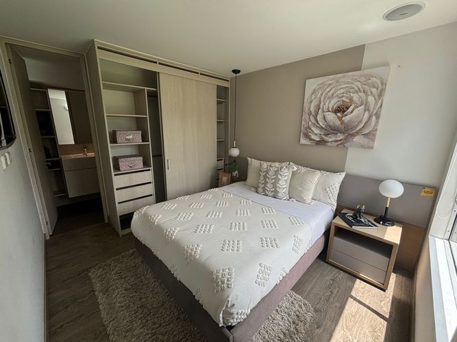 Apartamento de 2 alcobas en venta en La Estancia, Madrid, 52 m² · foto 3 de 11