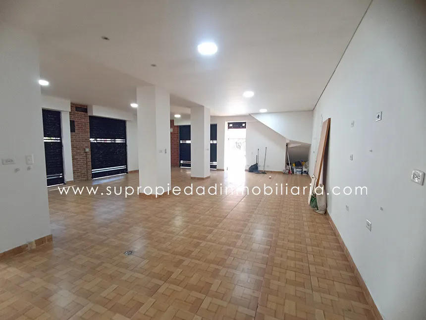 Local en  Arriendo en Laureles, Medellín - Miniatura 2