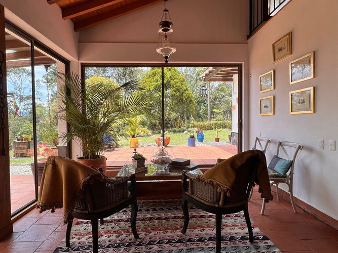 Casa de 6 alcobas en venta en El Carmen De Viboral, El Carmen de Viboral, 400 m² · foto 3 de 19
