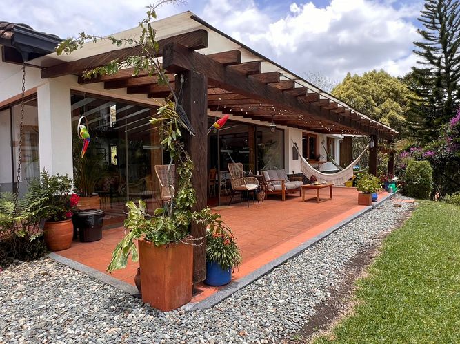Casa de 6 alcobas en venta en El Carmen De Viboral, El Carmen de Viboral, 400 m² · foto 18 de 19