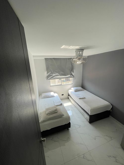 Apartamento de 2 alcobas en venta en Las Palmas, Ricaurte, 48 m² · foto 19 de 22
