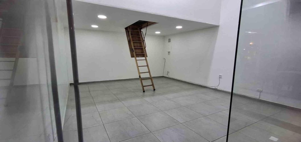 Local en arriendo en Sevilla, Medellín, 21 m² · foto 2 de 9