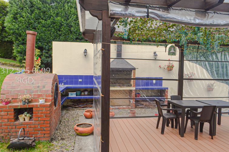 Casa de 5 alcobas en venta en Centro, Sopó · foto 2 de 24