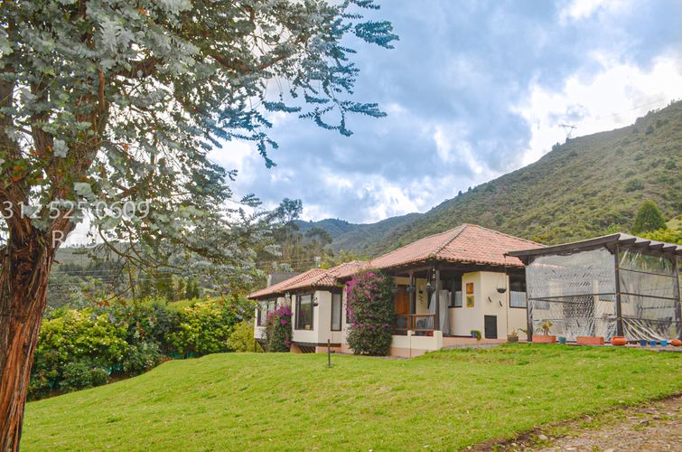 Casa de 5 alcobas en venta en Centro, Sopó · foto 4 de 24