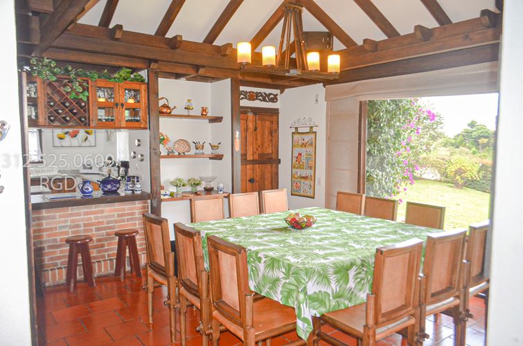 Casa de 5 alcobas en venta en Centro, Sopó · foto 10 de 24