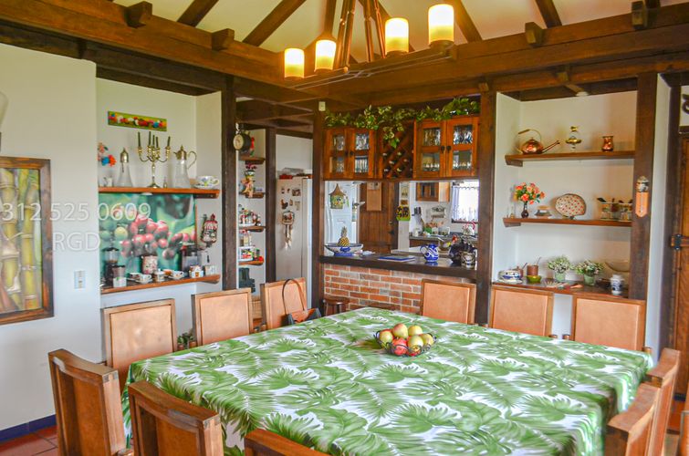 Casa de 5 alcobas en venta en Centro, Sopó · foto 13 de 24