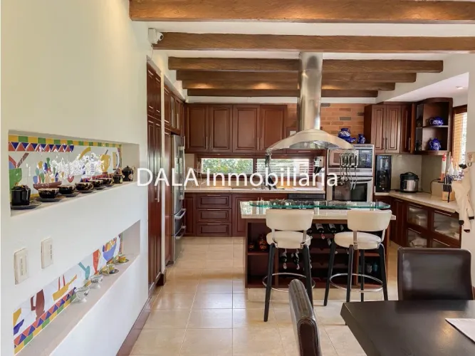 Casa de 3 alcobas en venta en Vereda La Balsa, Chía, 336 m² · foto 2 de 24