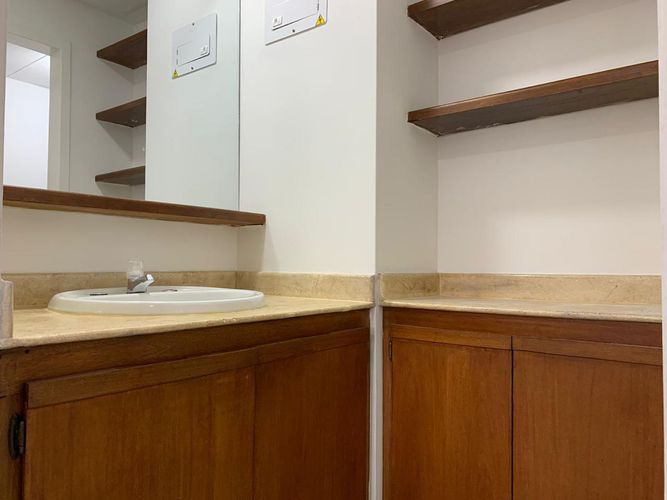 Consultorio en arriendo en Patio Bonito, Medellín, 27 m² · foto 6 de 6