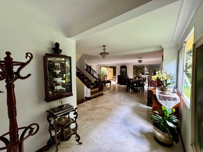 Casa de 4 alcobas en venta en Castropol, Medellín, 321 m² · foto 9 de 24