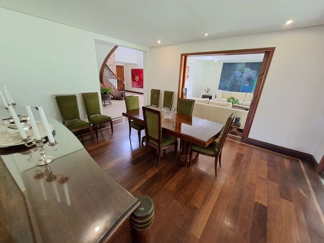 Casa de 3 alcobas en venta en Altos Del Poblado, Medellín, 523 m² · foto 14 de 24