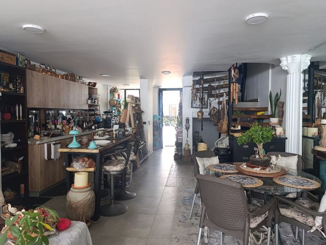 Casa de 3 alcobas en venta en El Tesoro, Medellín, 250 m² · foto 11 de 15