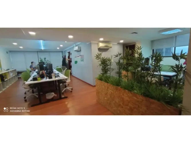 Oficina en venta en Versalles, Cali, 340 m² · foto 23 de 24